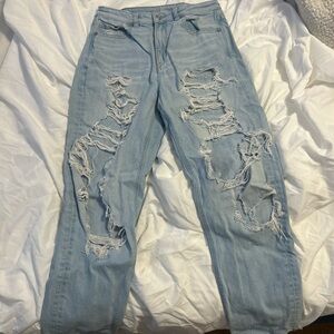 American Eagle Outfitters Light Blue Ripped Boyfriend Jeans